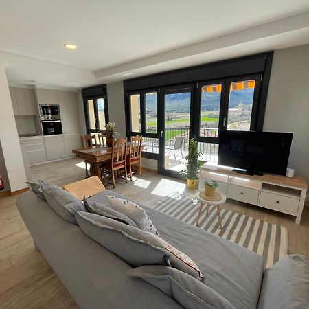 Apartamentos Montejurra Ayegui Kültér fotó