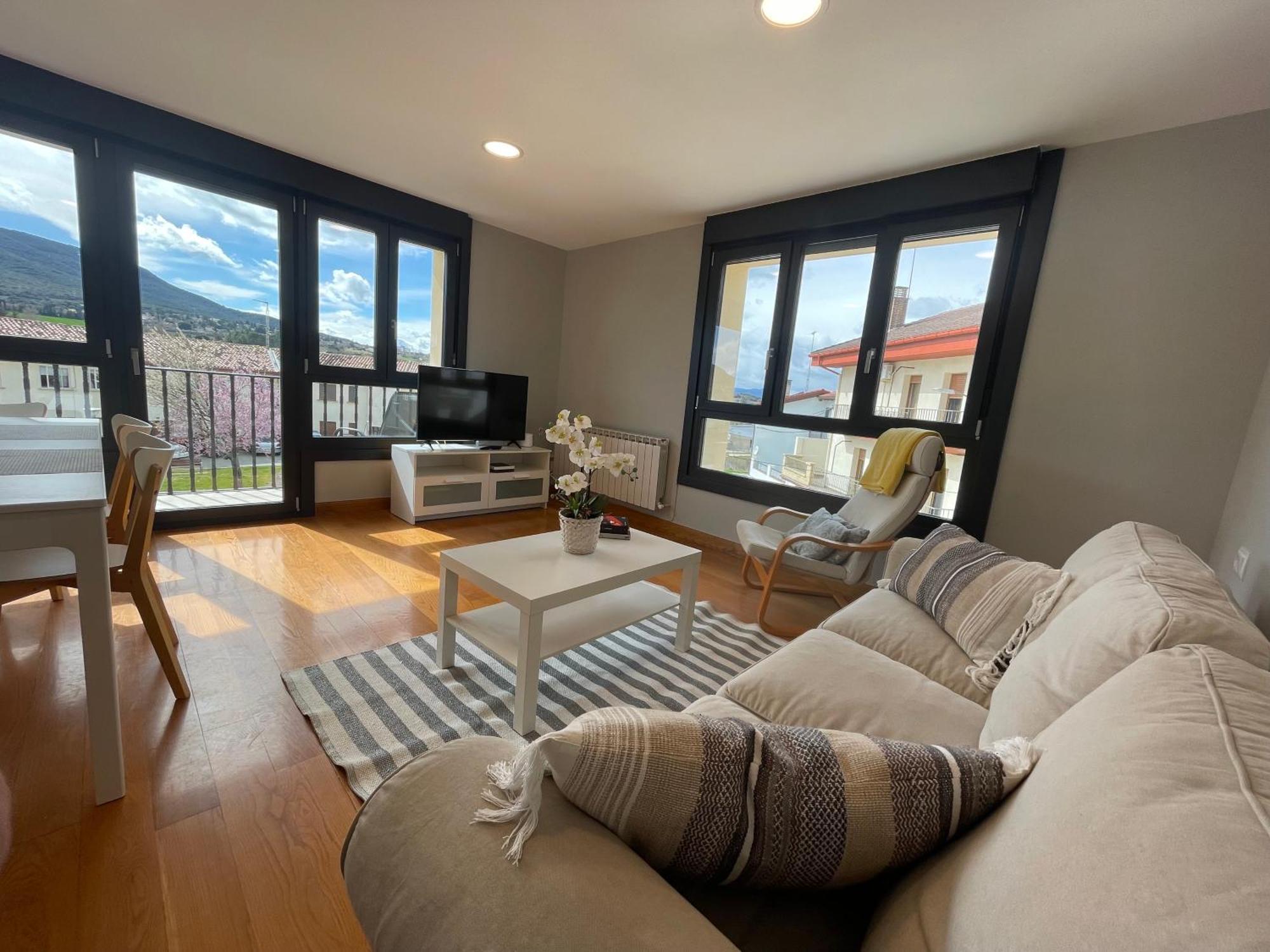 Apartamentos Montejurra Ayegui Kültér fotó
