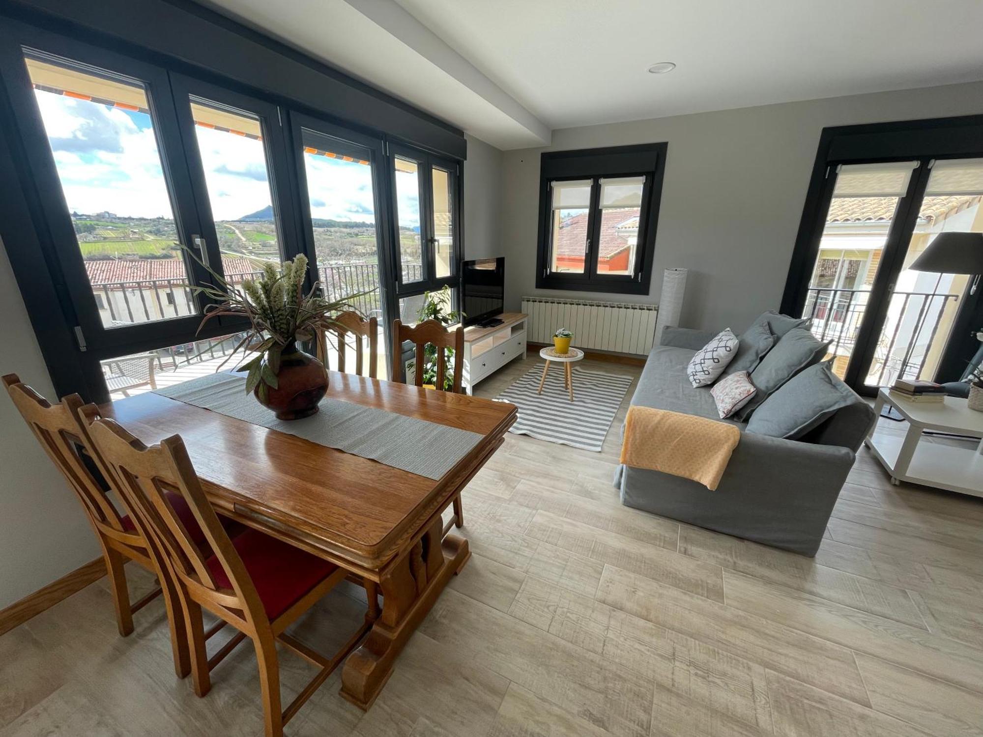 Apartamentos Montejurra Ayegui Kültér fotó