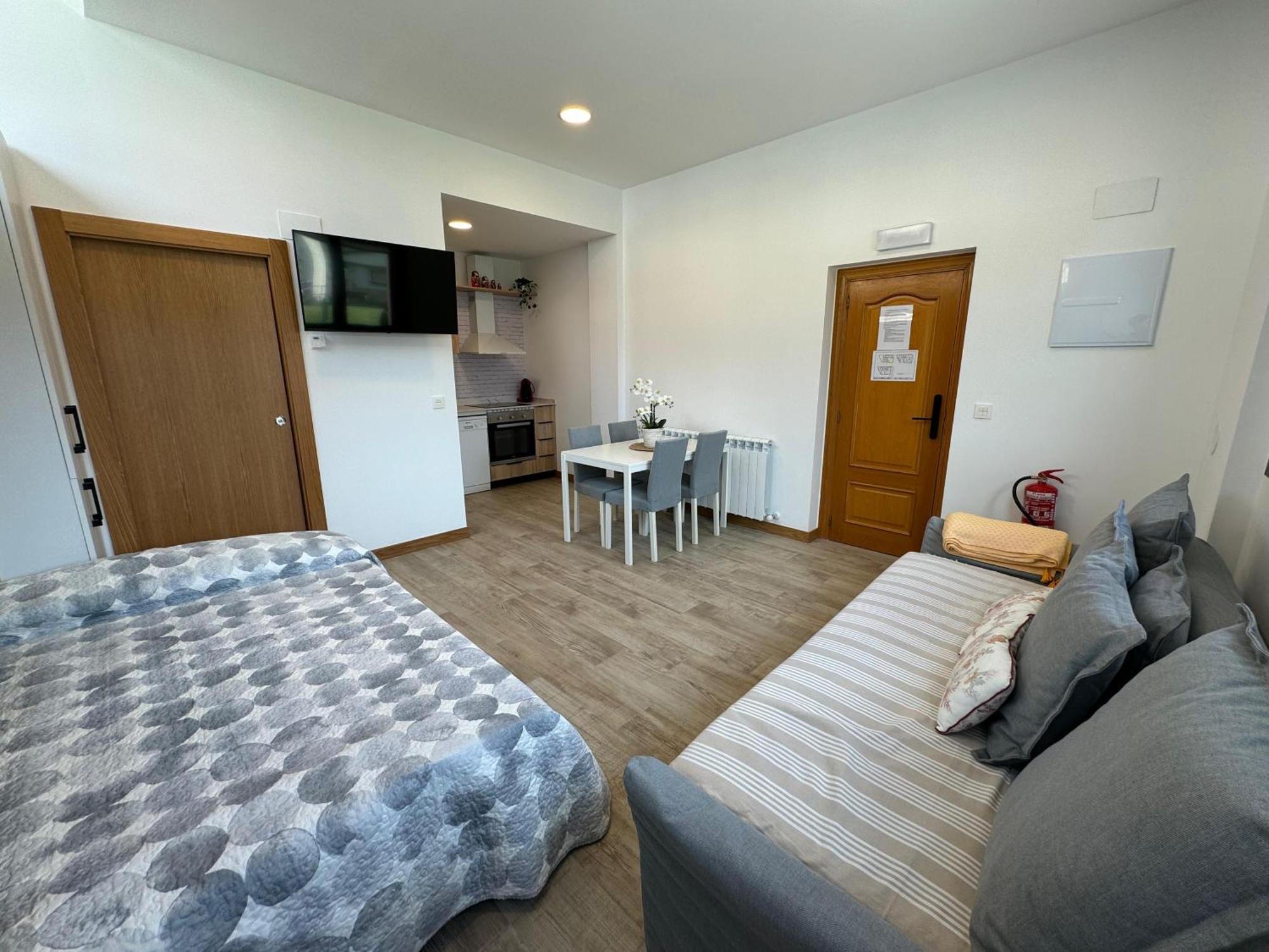 Apartamentos Montejurra Ayegui Kültér fotó