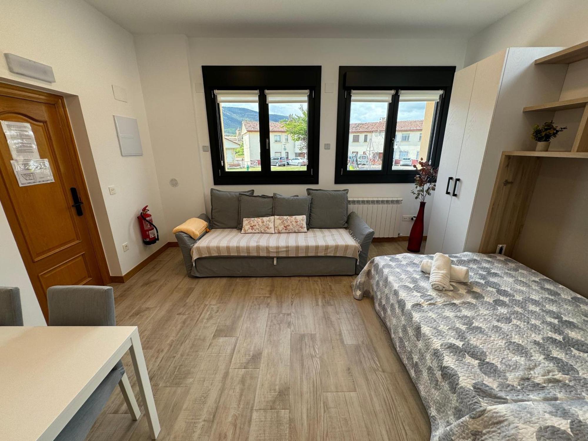 Apartamentos Montejurra Ayegui Kültér fotó